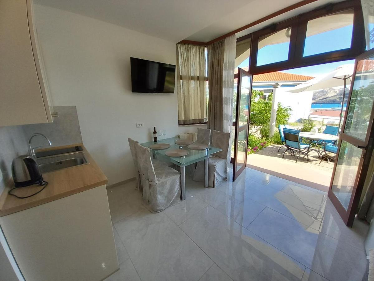 Apartments Irena Baška Dış mekan fotoğraf